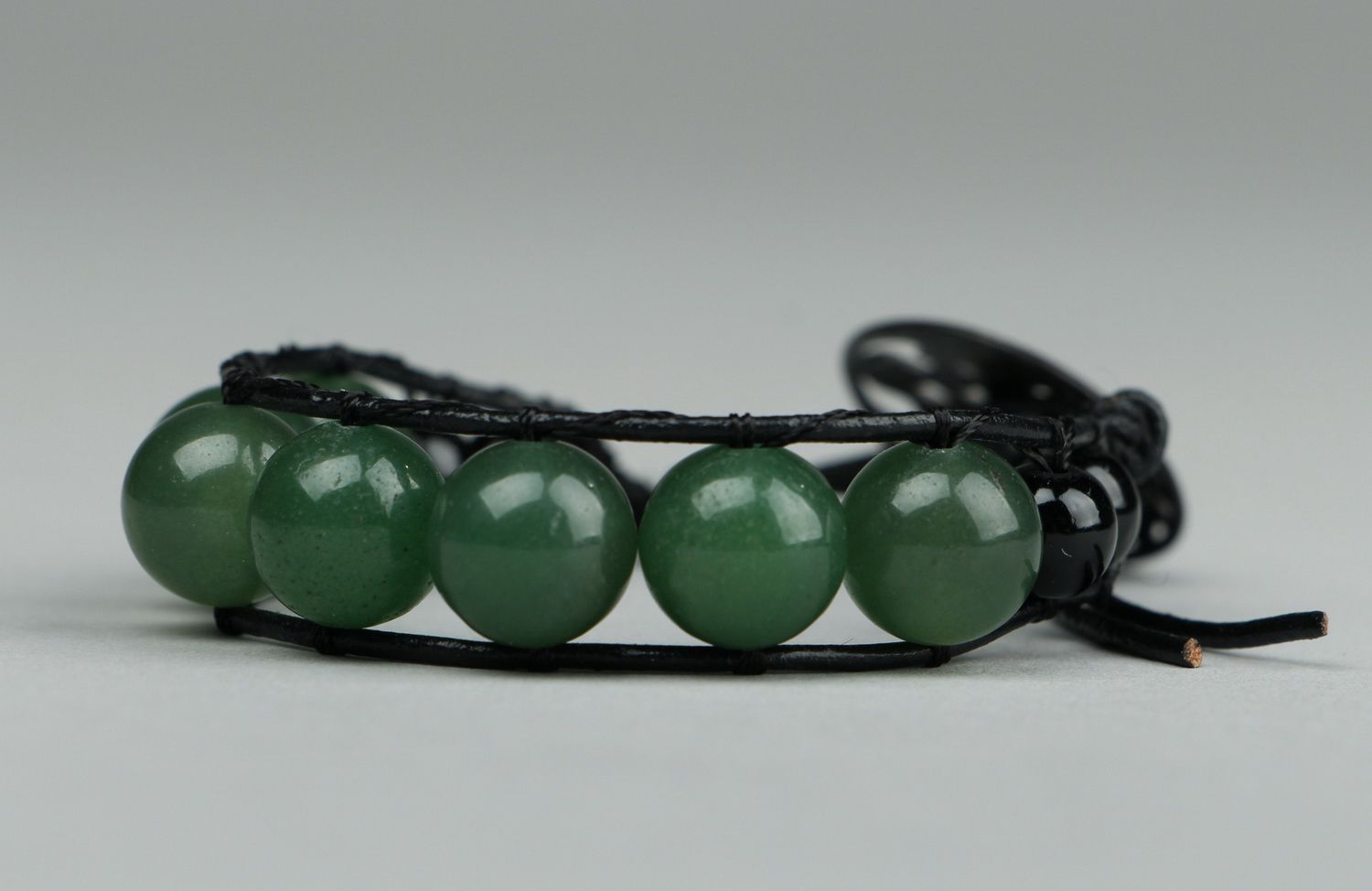 Bracelet jade néphrite fait main photo 1