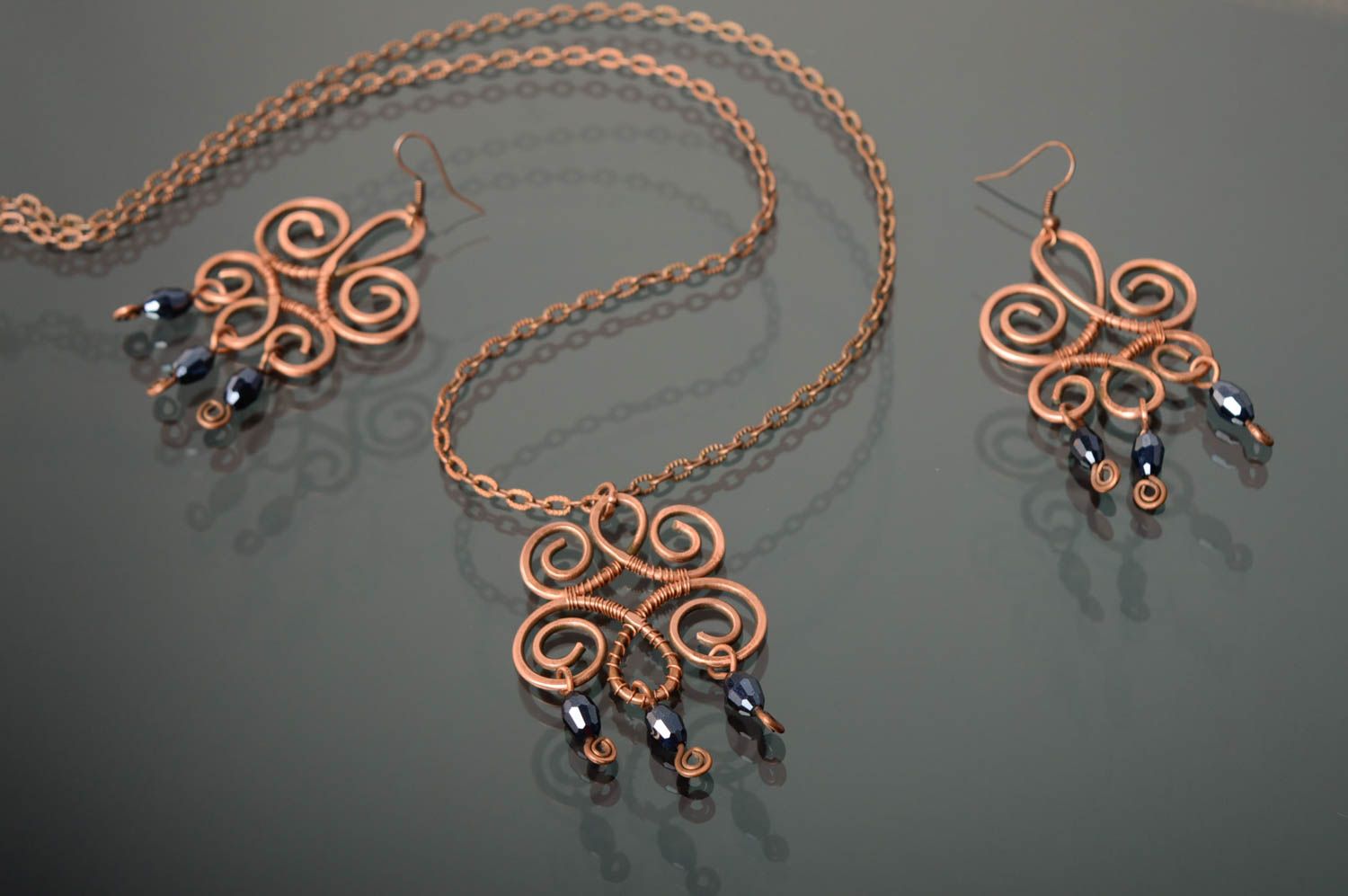 Ensemble de bijoux en cuivre technique de wire wrap boucles d'oreilles et pendentif Leyla photo 2