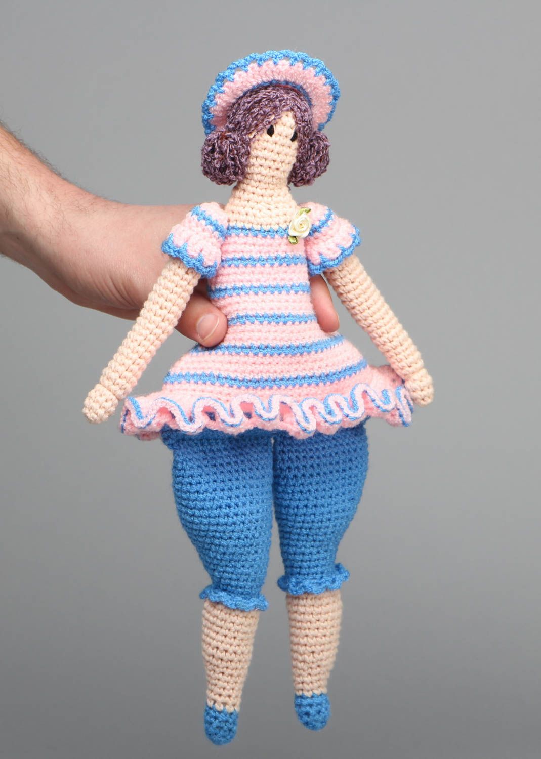 Crochet doll in hat photo 4