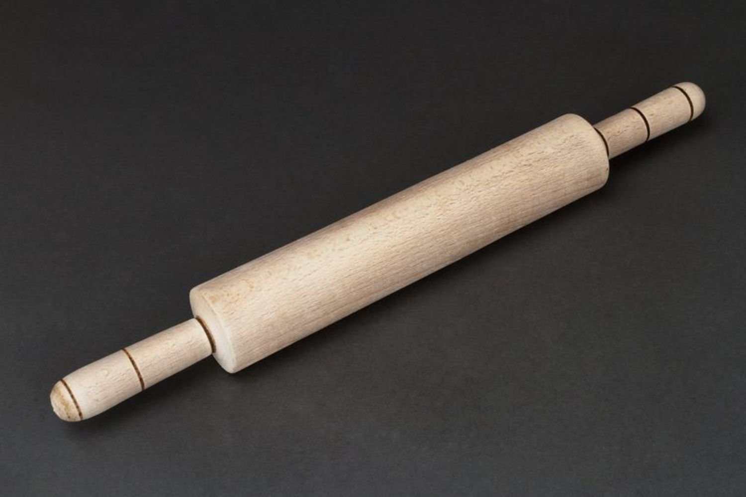 Wooden rolling pin photo 1