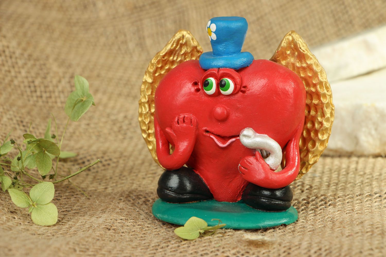 Figurine Heart with wings photo 5