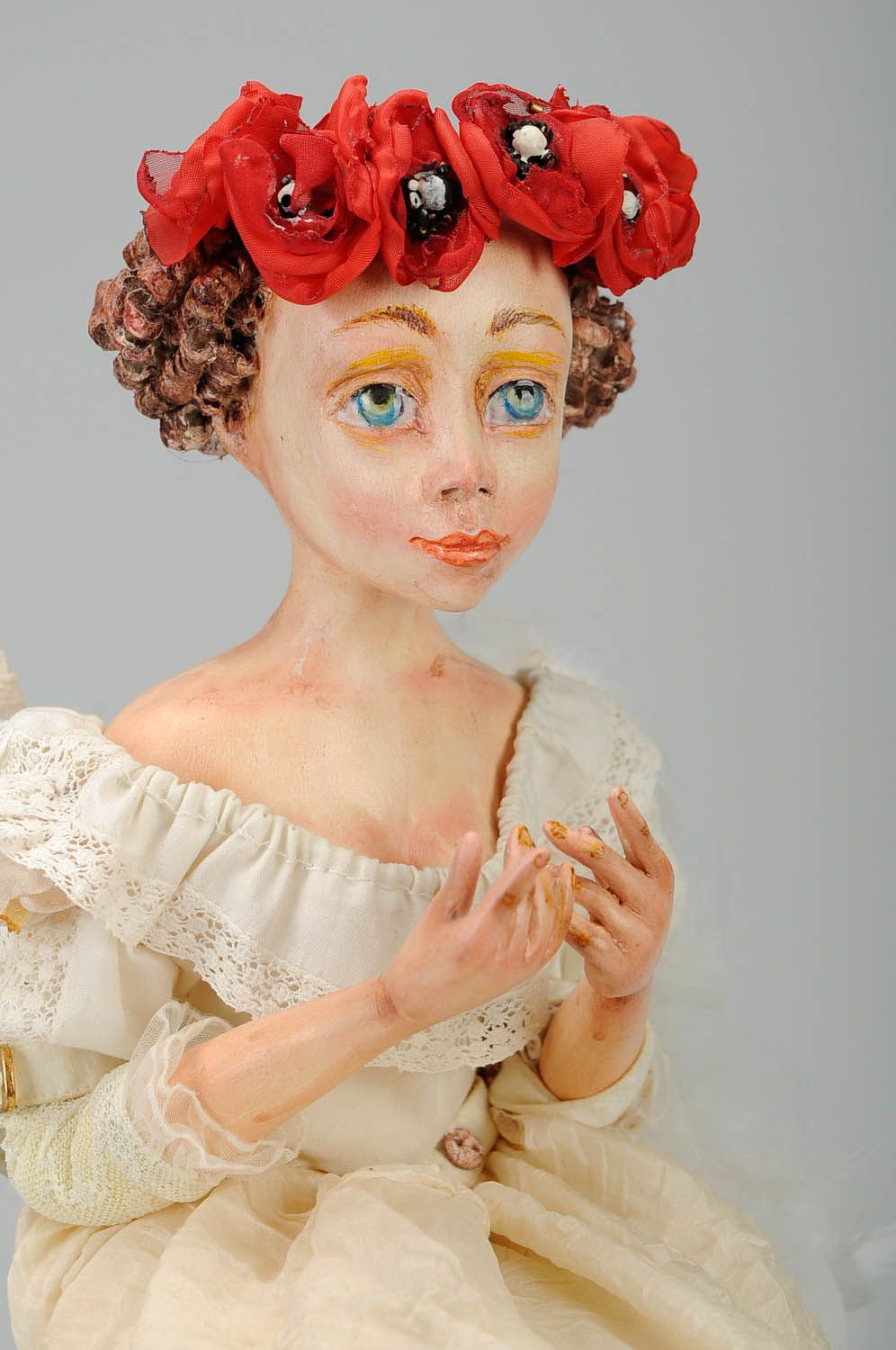 Designer's Doll Angel in Poppies photo 3