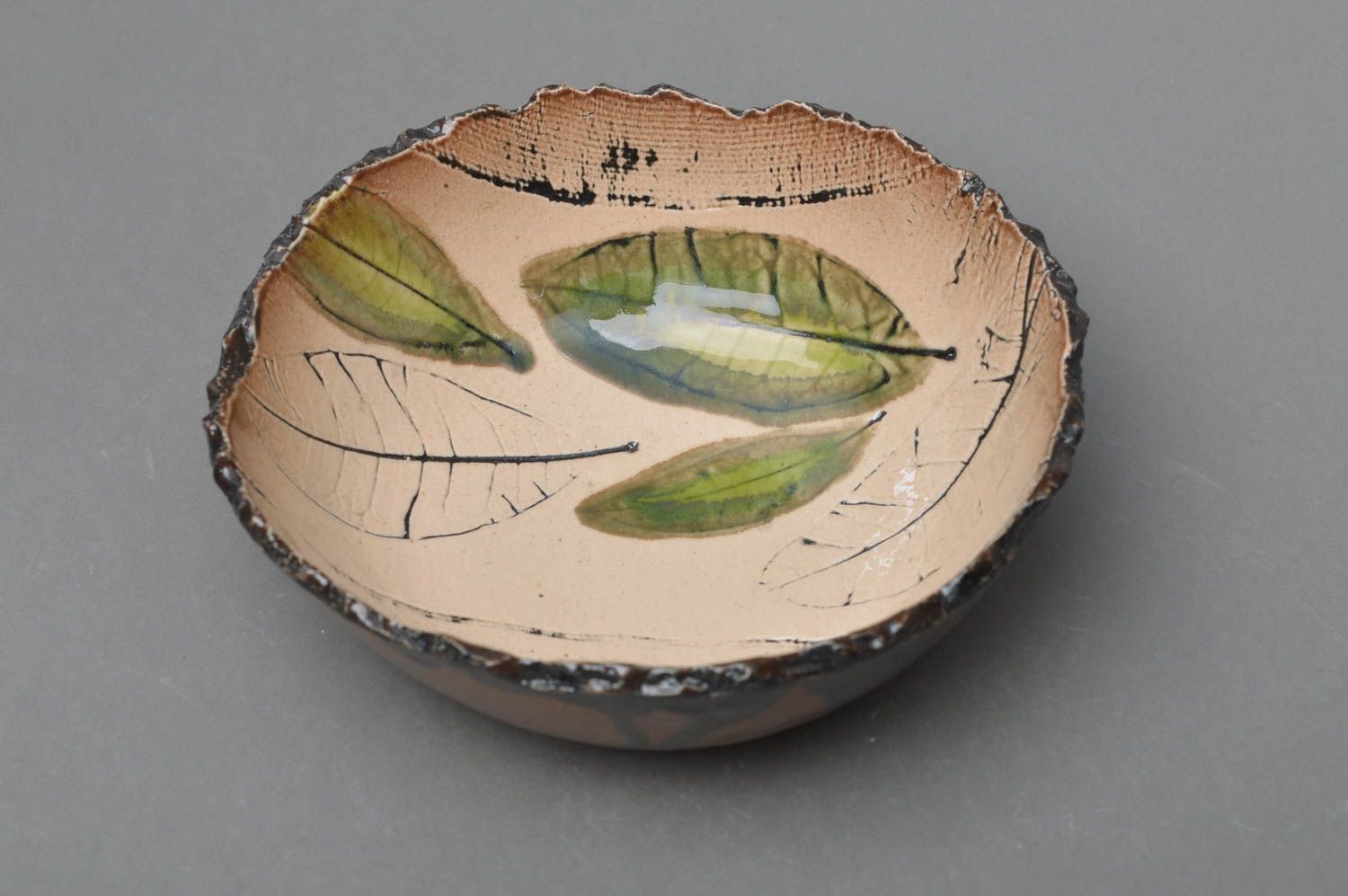 Joli bol porcelaine avec peinture à glaçure fait main vaisselle originale photo 3