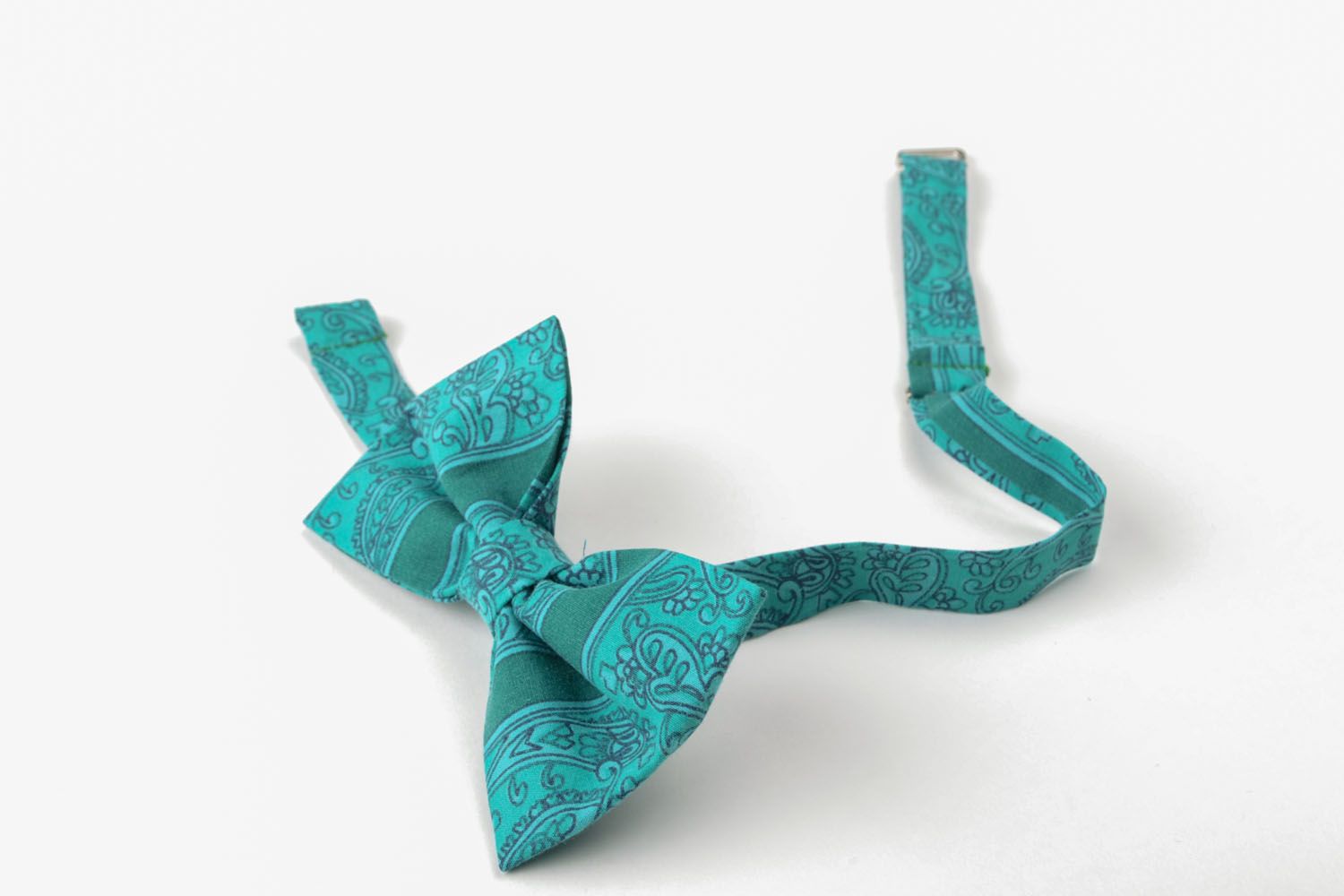 Handmade bow tie of emerald color photo 3