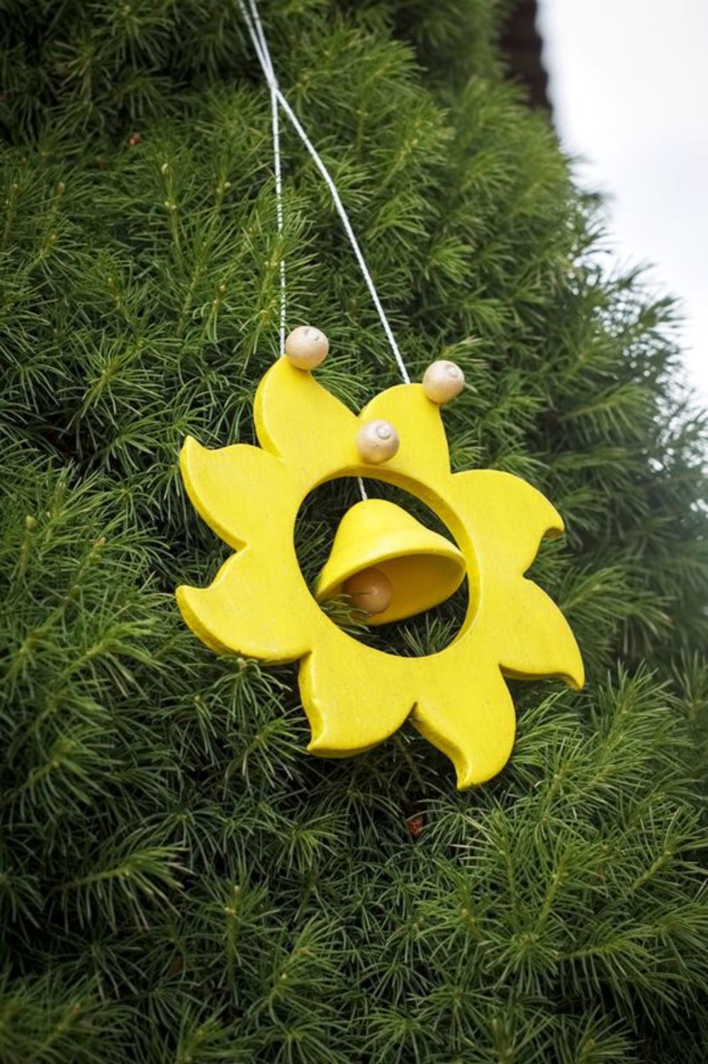 Suspension décorative Soleil avec clochette jaune  photo 2