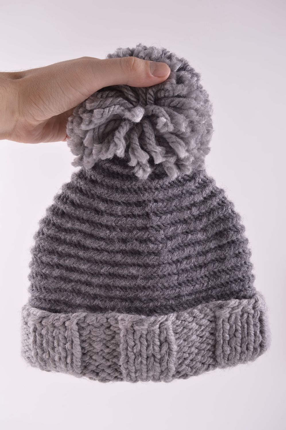 Bonnet tricot fait main Chapeau chaud gris pompon laine acrylique Vêtement femme photo 5