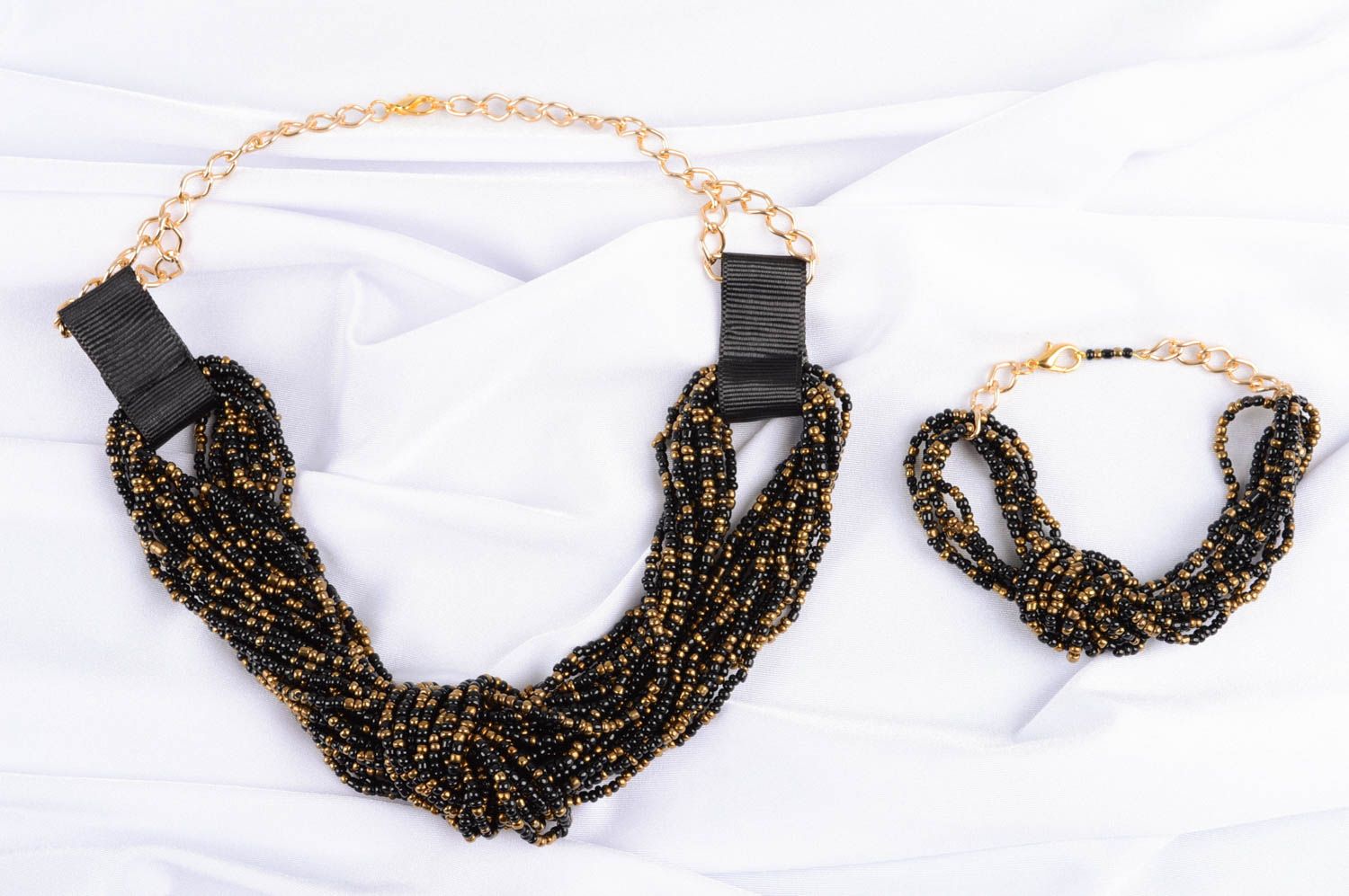 Unusual handmade beaded necklace beaded bracelet designs artisan jewelry set photo 1