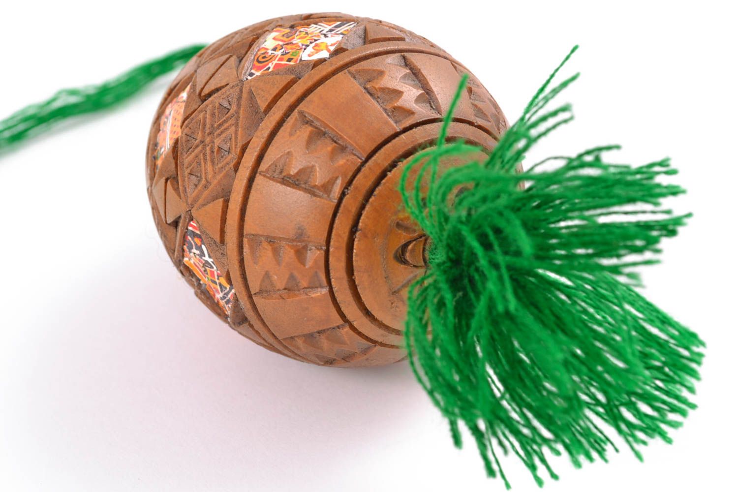 Пасхальное яйцо ручной работы подарок из дерева резной красивый подарок на Пасху фото 3