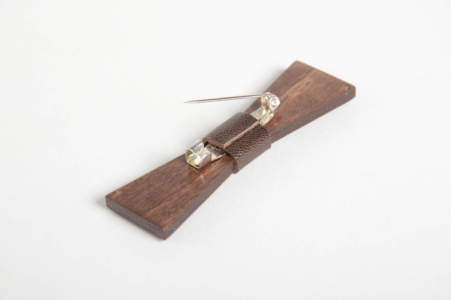 Handmade unusual wooden brooch stylish designer bow tie male accessory photo 3
