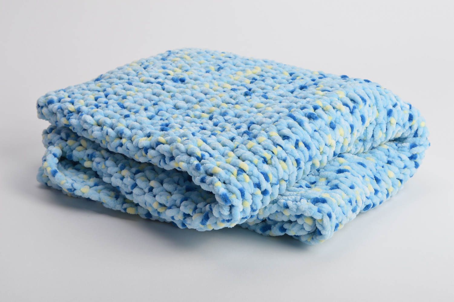 Handmade beautiful soft blue baby blanket crocheted of velour threads photo 5