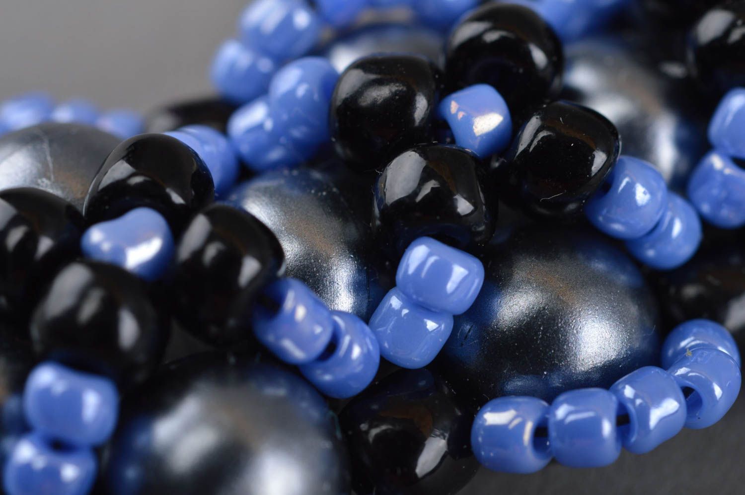 Porte-clés en perles de rocaille noir bleu petit original accessoire fait main photo 5