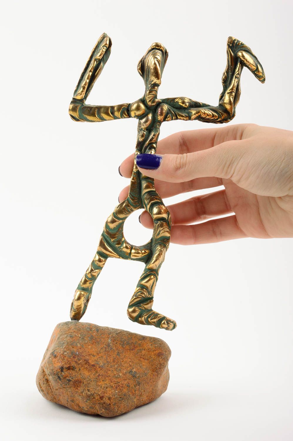 Figurine en laiton de style Art Nouveau faite main sur support en pierre photo 3