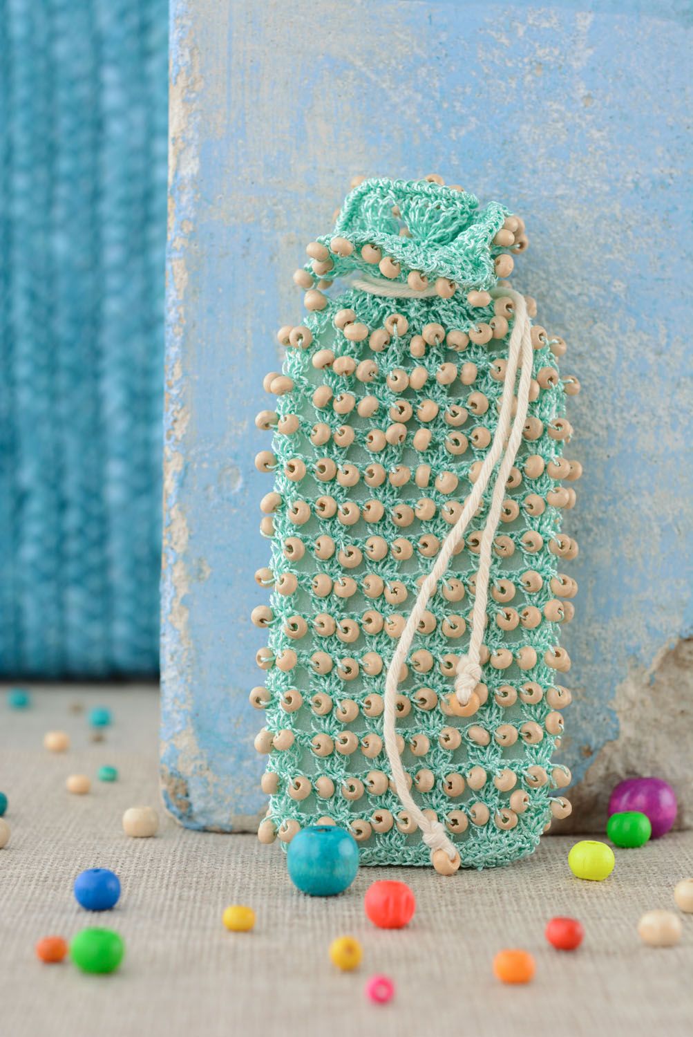 Crochet phone case with massage effect photo 1