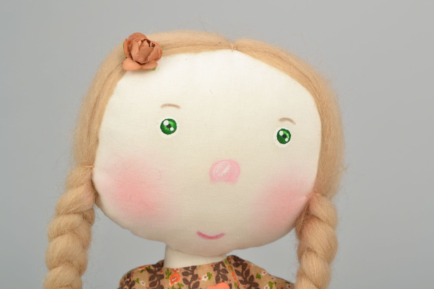 Авторская кукла в шоколадном платье фото 4