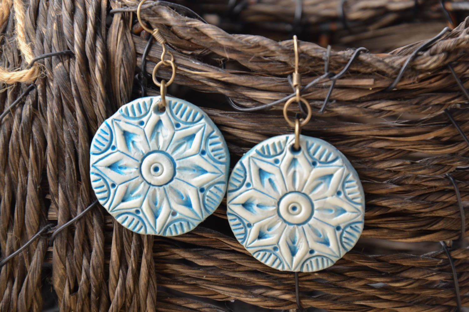 Ceramic earrings in ethnic style photo 1
