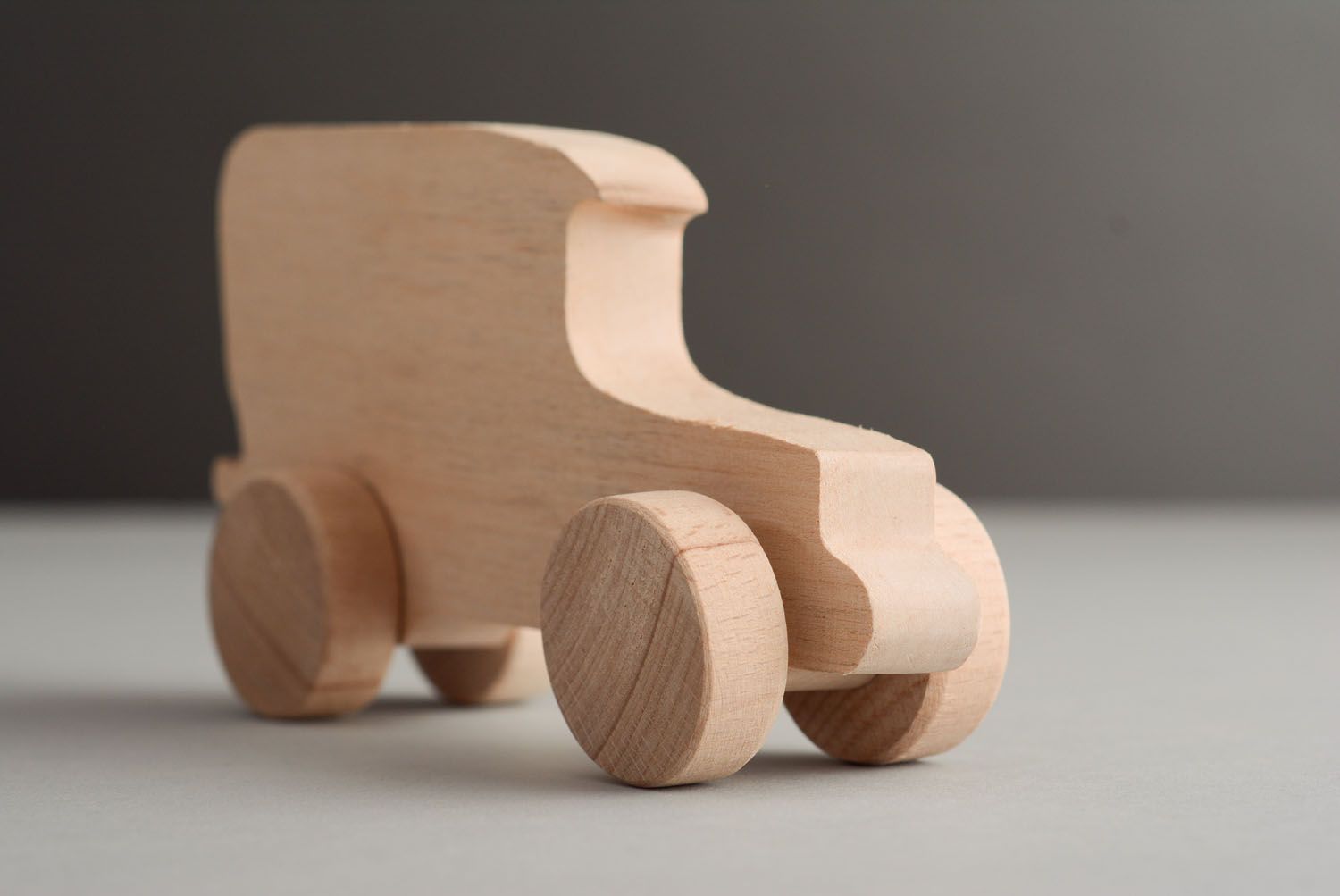 Wooden blank toy Car photo 2