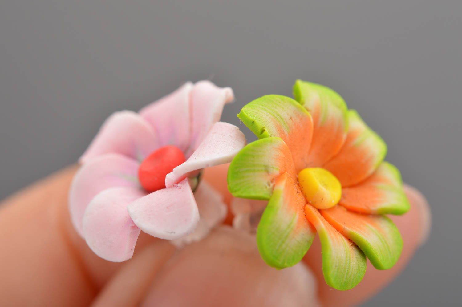 Set of summer stud earrings made of polymer clay 2 pieces in shape of flowers photo 5