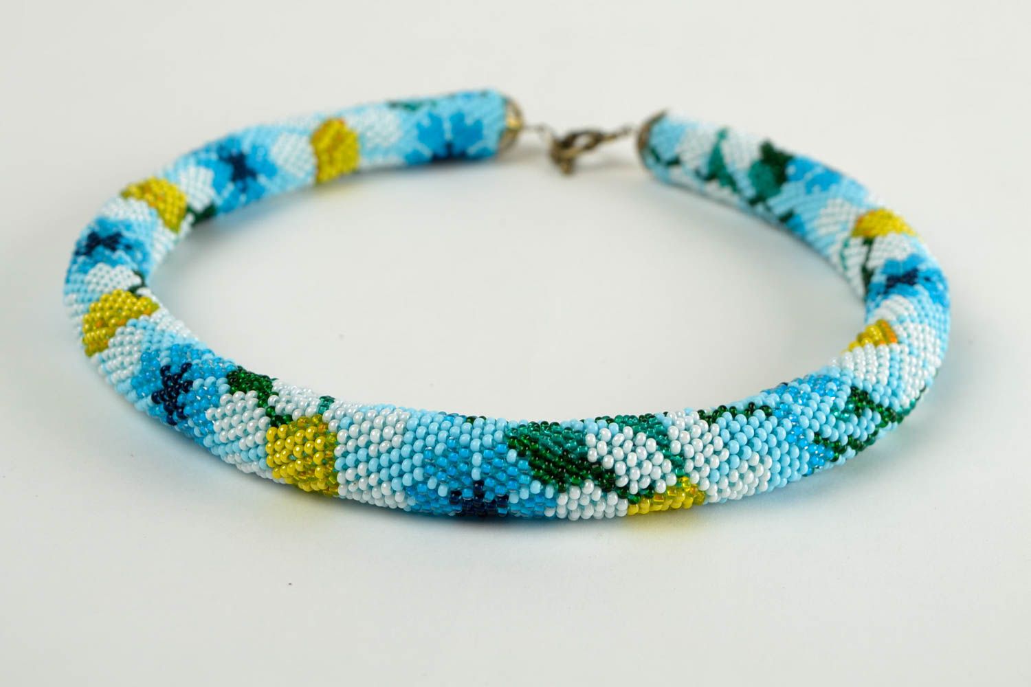 Collier floral Bijou fait main perles de rocaille bleu ciel Cadeau pour femme photo 2