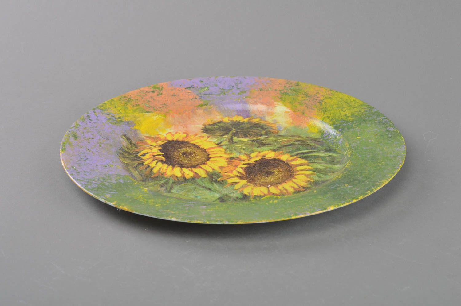 Handgemachter dekorativer Wandteller aus Glas bunt in Decoupage Sonnenblumen foto 2