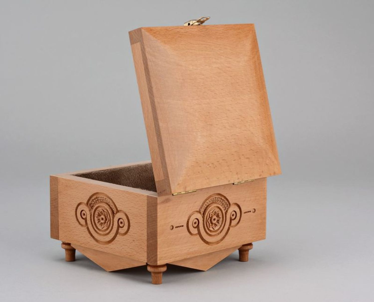 Boîte à bijoux rectangle en bois faite main photo 3