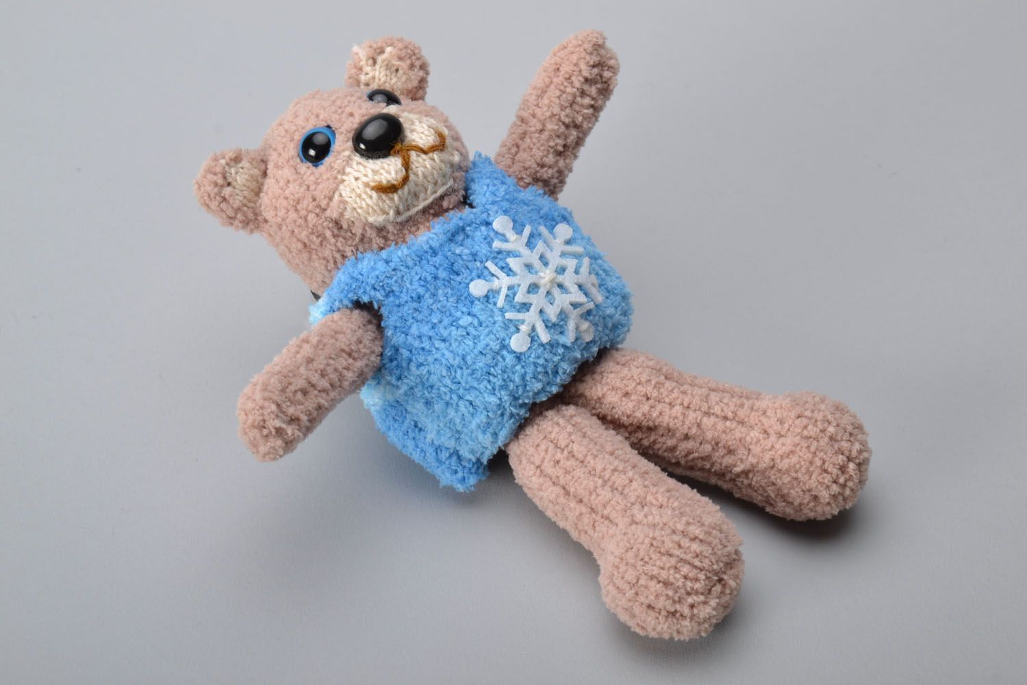 Children's knitted toy Bear photo 3