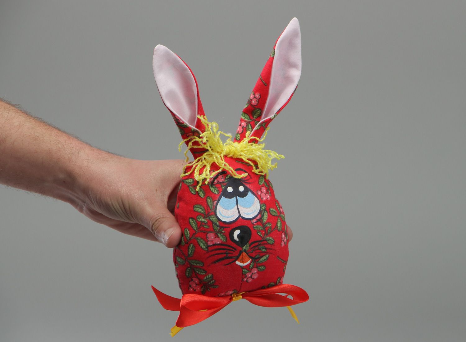 Мягкая игрушка из ткани пасхальная ручной работы Кролик-яйцо фото 4