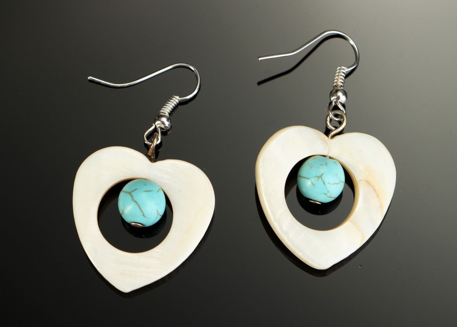 Beautiful pearl earrings with turquoise photo 1