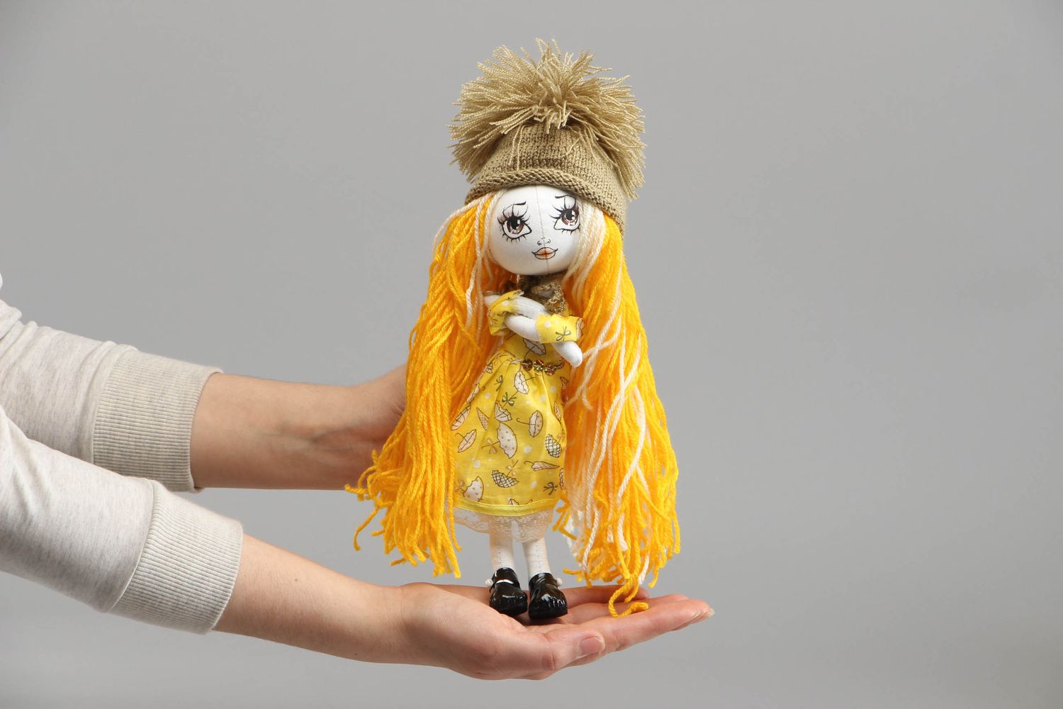 Beautiful designer soft doll with long hair Goldilocks photo 4