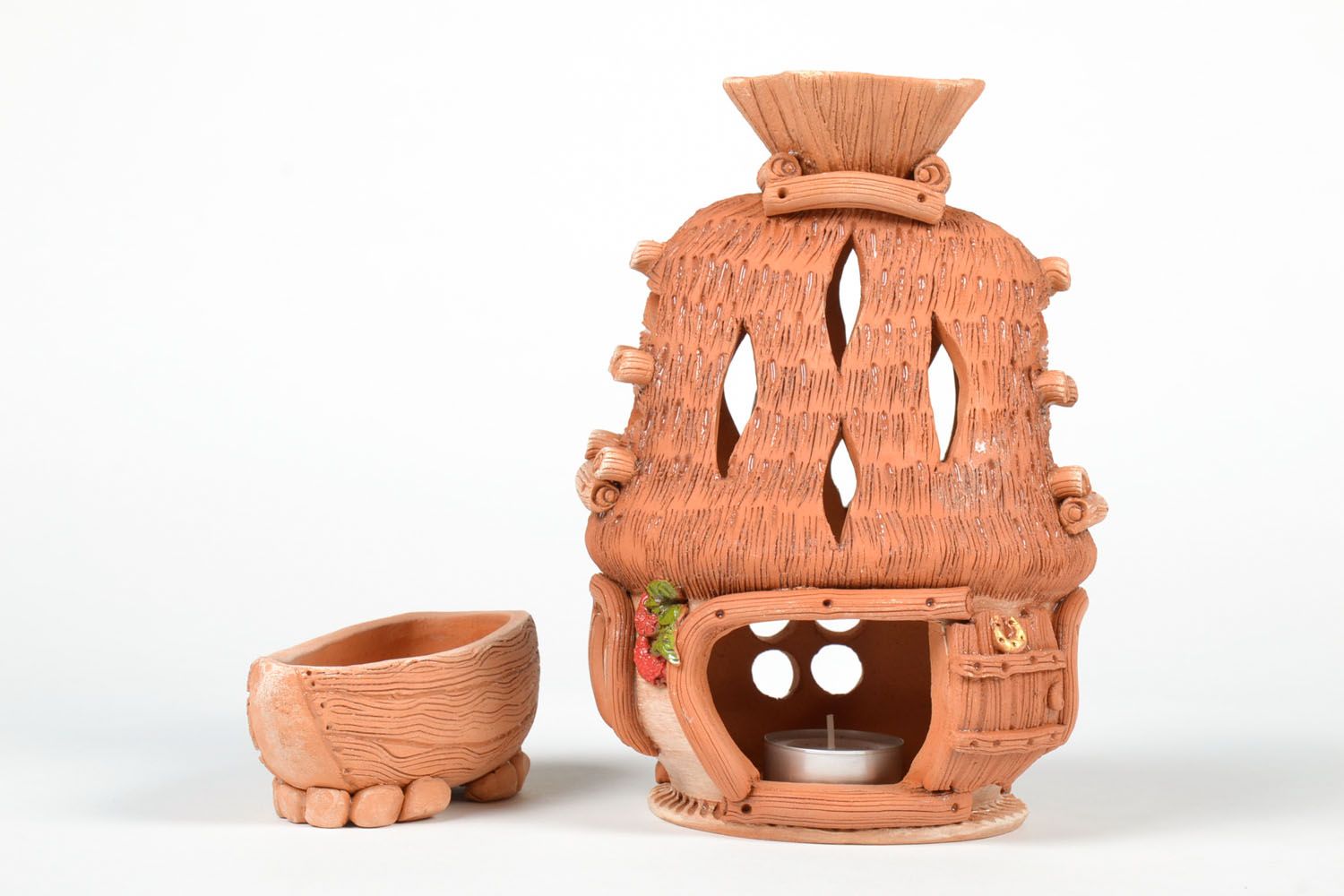 Red clay one tea light village house candle holder in folk style 7,87 inches, 1,55 lb photo 2