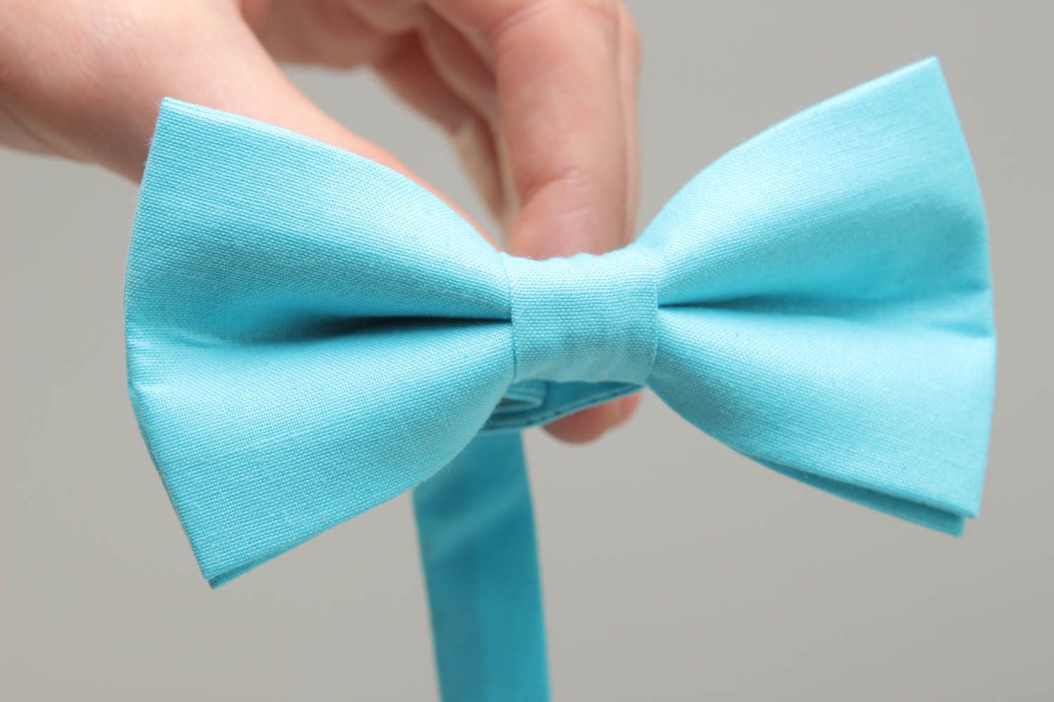 Blue fabric bow tie photo 4