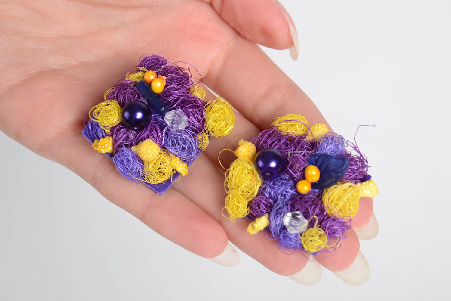 Модные серьги украшение ручной работы серьги с подвесками из пластики фиолетовые фото 4