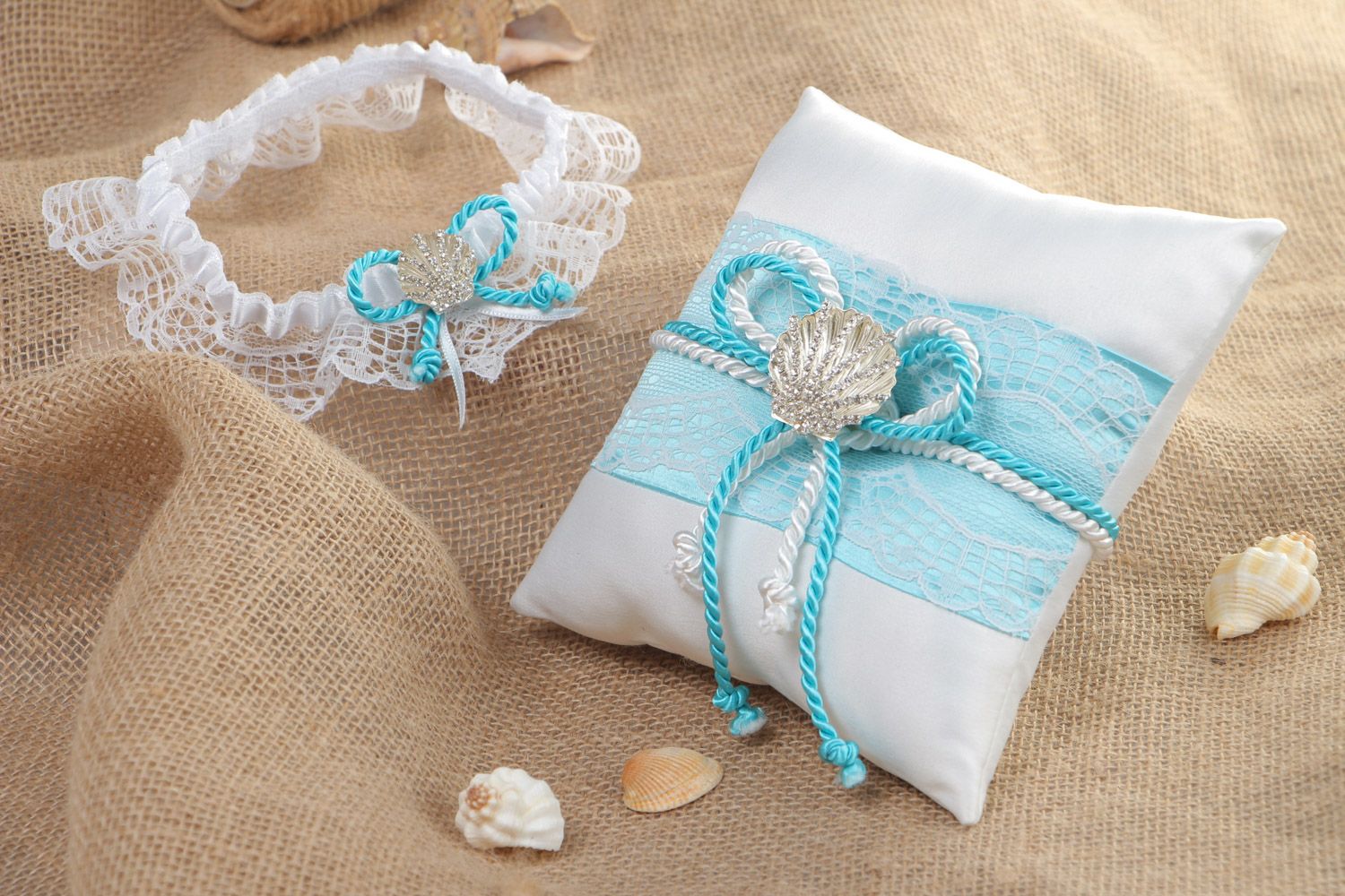 Set of handmade white and blue wedding accessories bridal garter and ring pillow photo 1