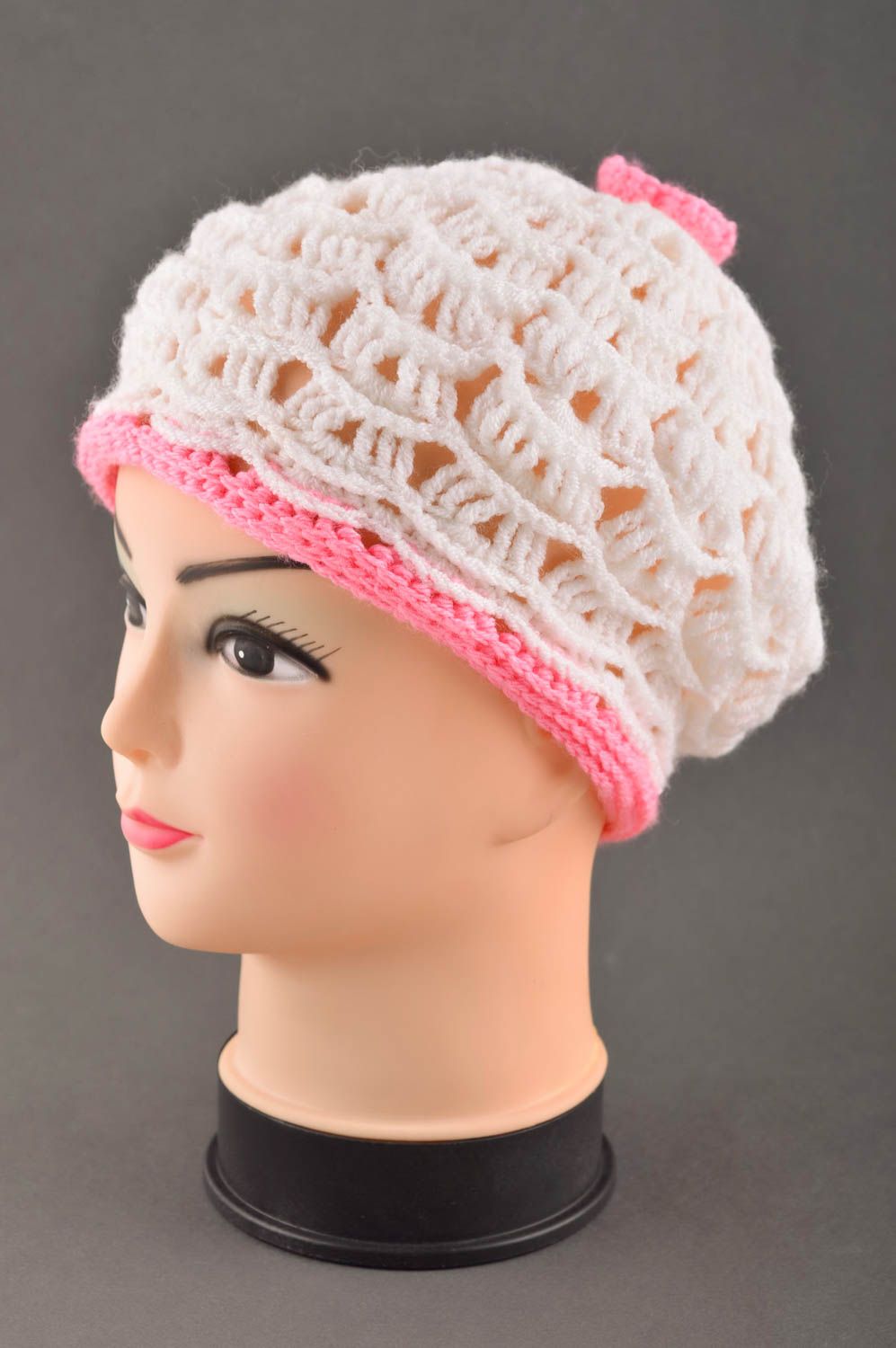Handmade gehäkelte Mütze Accessoire für Kinder rosa Mädchen Mütze mit Blume foto 1