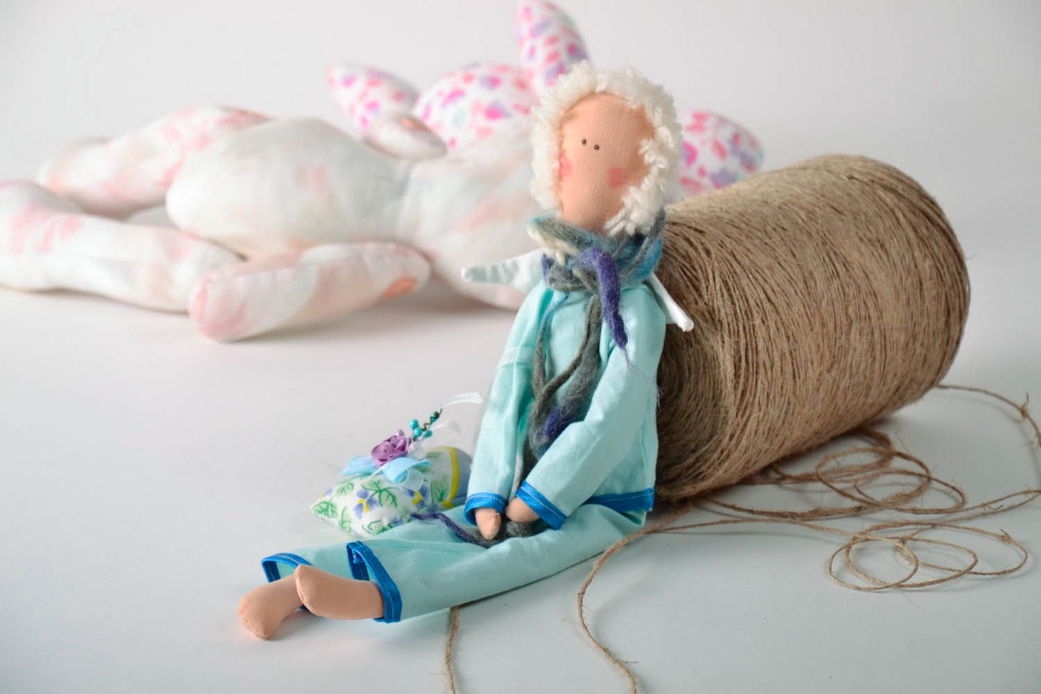 Interior doll Angel of Family Wellbeing photo 1