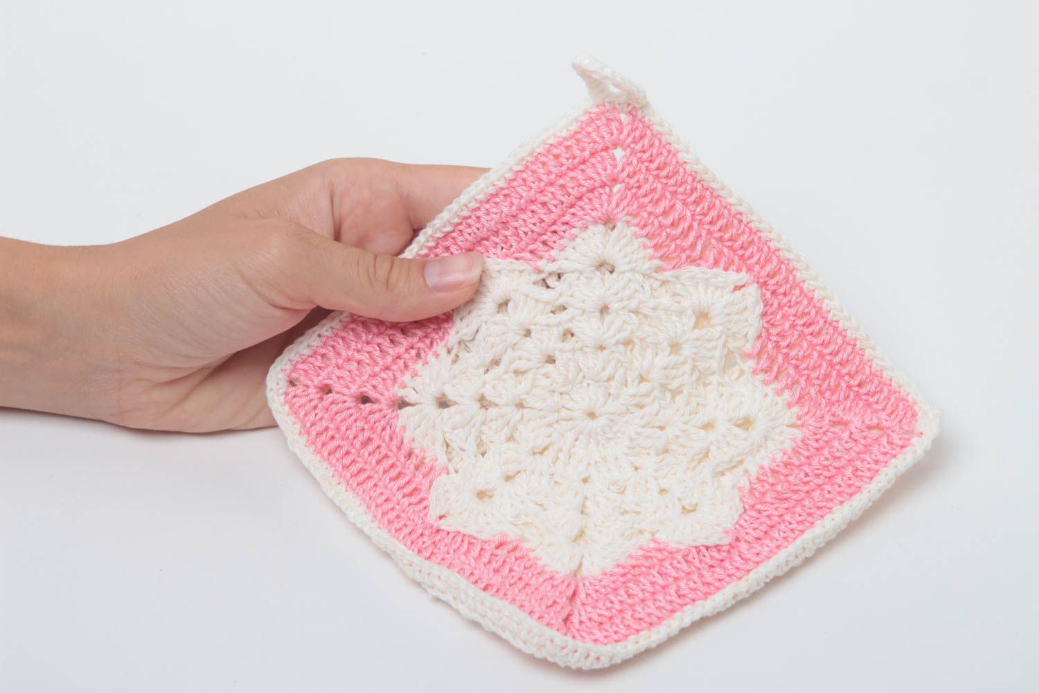 Manique au crochet Accessoire cuisine fait main en coton rose blanc Idée cadeau photo 5