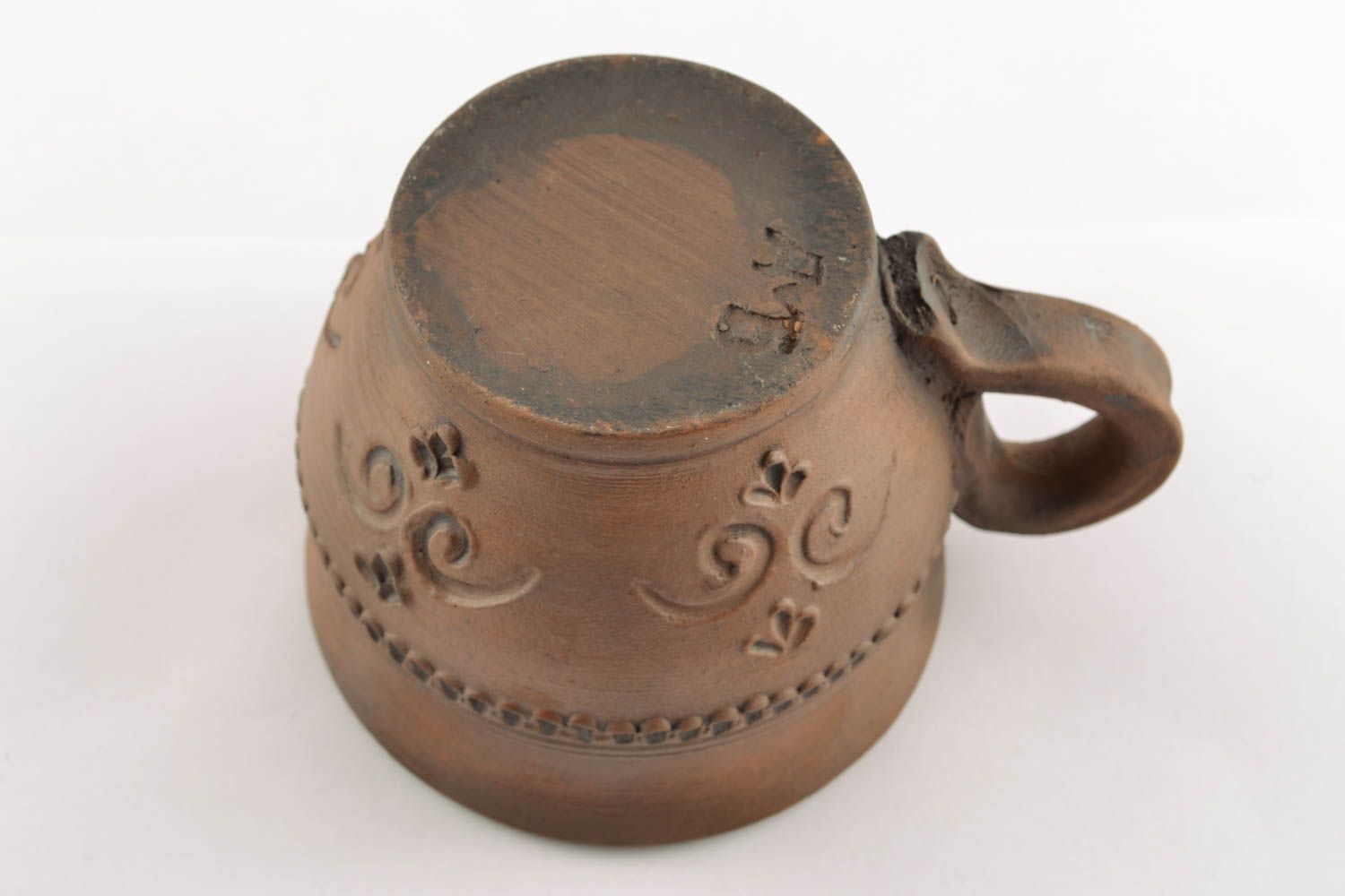 Taza de cerámica para té con ornamentos foto 4