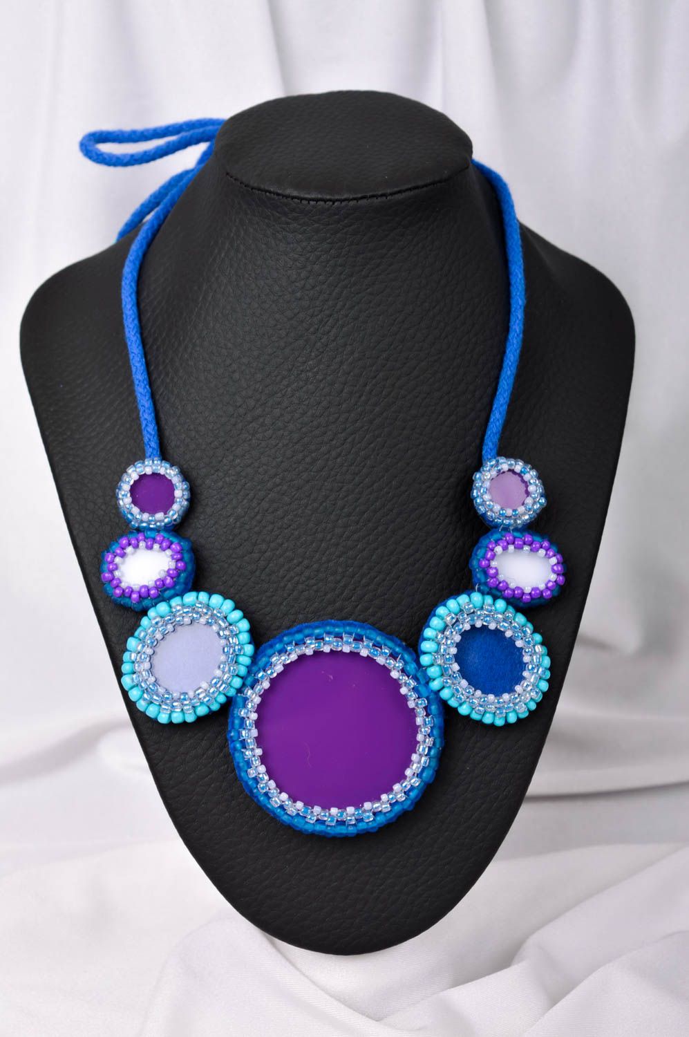 Collar original con abalorios azules bisutería artesanal regalo para mujer foto 1
