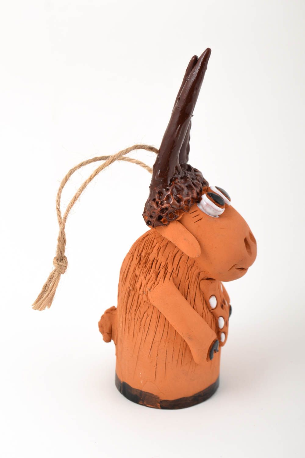 Campanello d'autore in ceramica fatto a mano a forma di capra divertente
 foto 3
