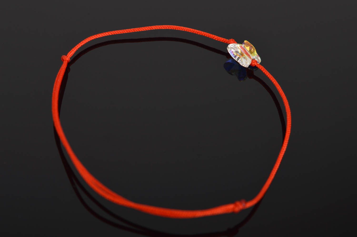 Bracelet textile Bijou fait main Accessoire femme en fil de soie rouge beau photo 2