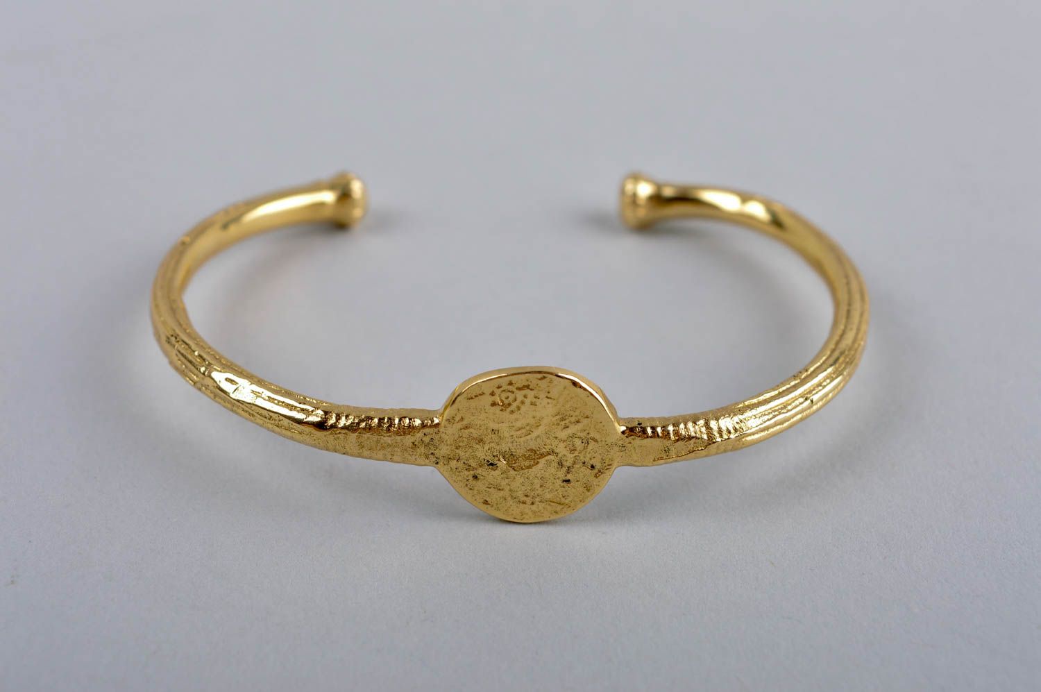 Unusual metal accessory handmade brass bracelet wrist designer bracelet photo 2