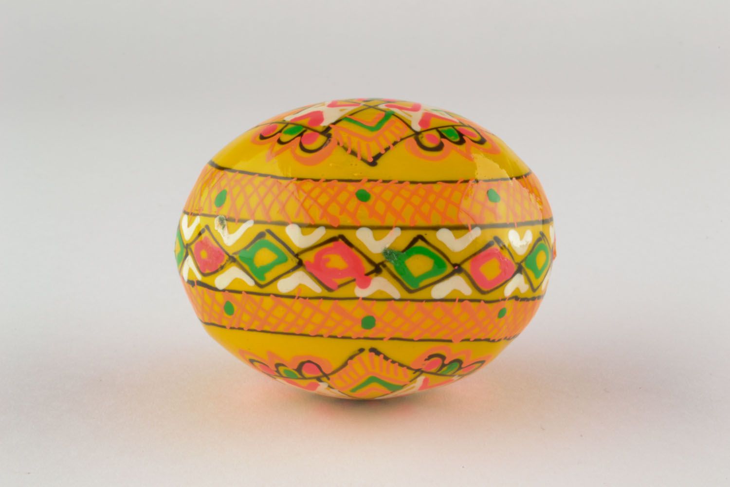 Wooden Easter egg photo 2
