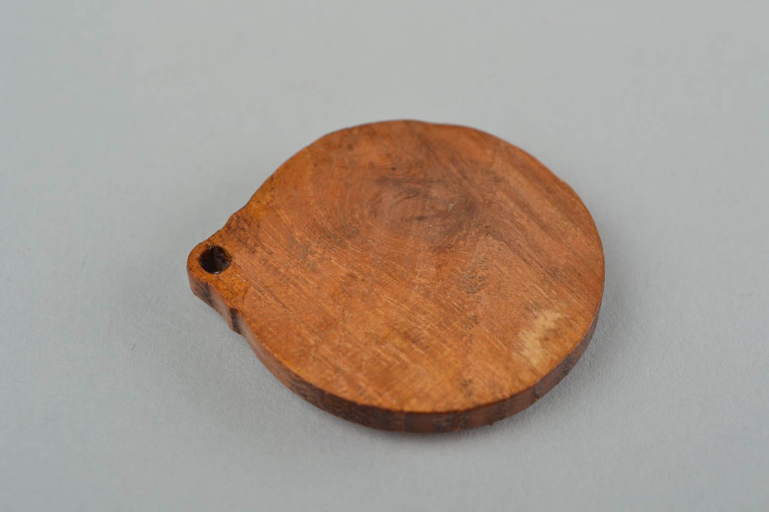 Pendentif fait main style slave amulette en bois naturel sculpté Lada bijou photo 5