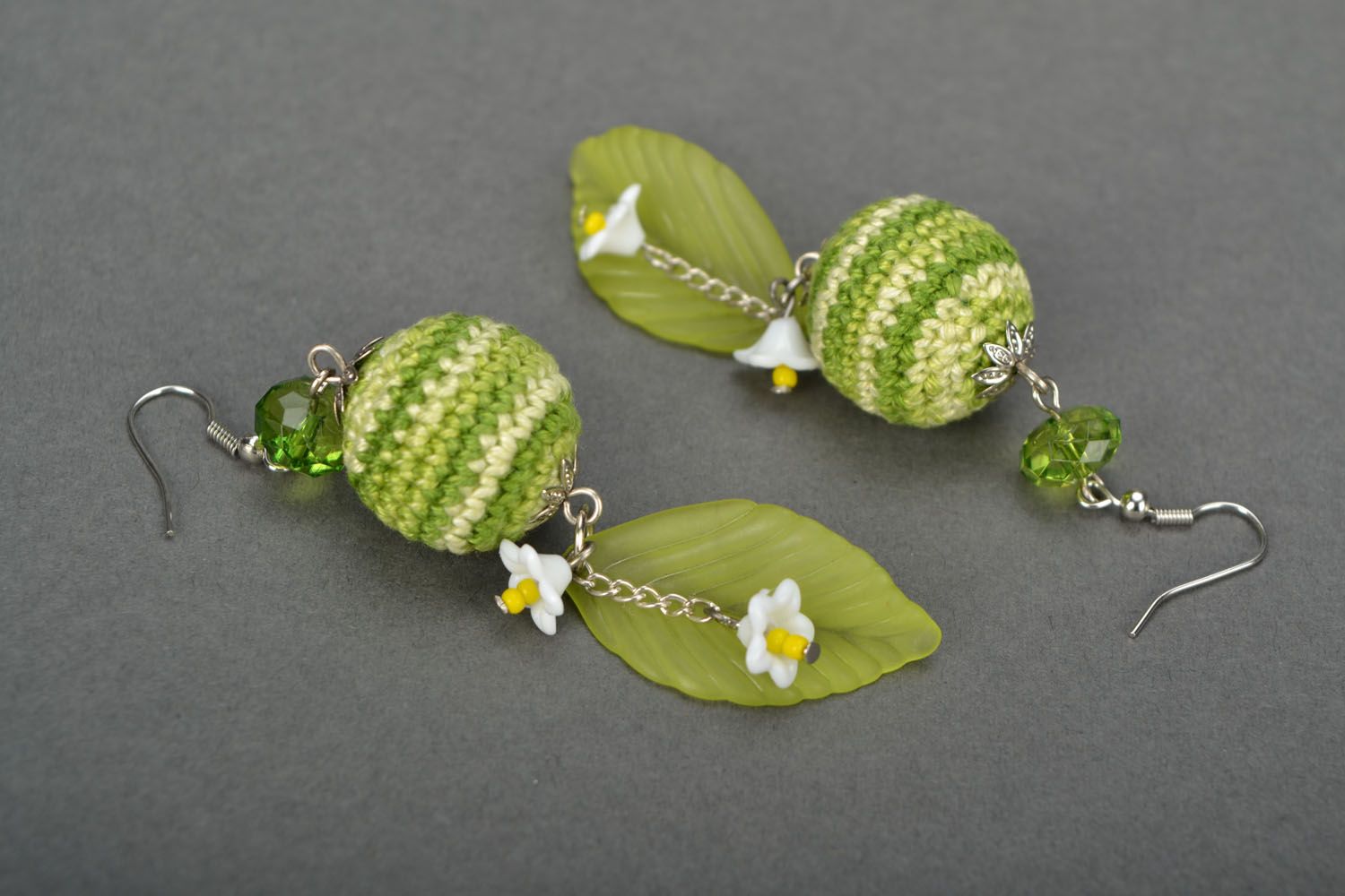 Green crochet necklace and earrings photo 3