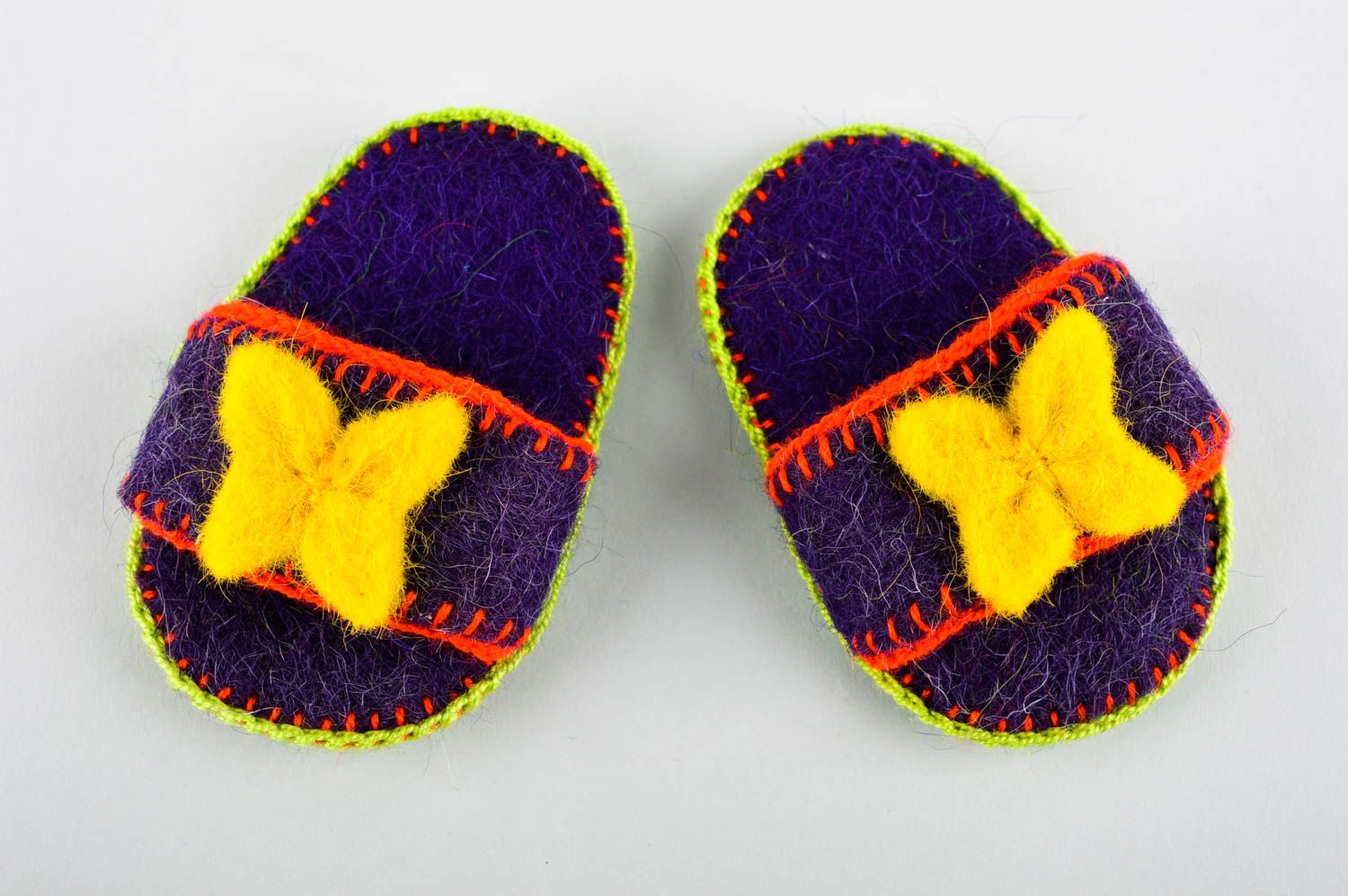 Pantoufles en laine fait main Idée Déco maison avec papillons jaunes design photo 7