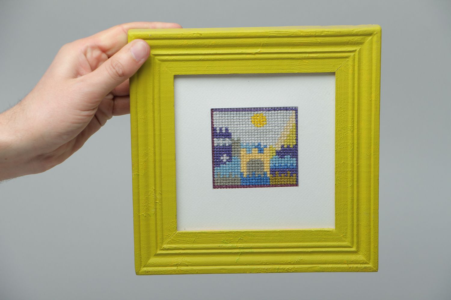 Cross stitch embroidered picture in frame photo 4