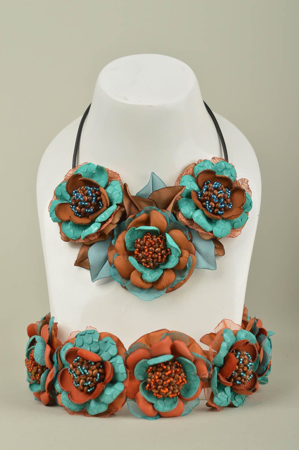 Handmade jewelry set leather hair band flower necklace fashion accessories photo 1