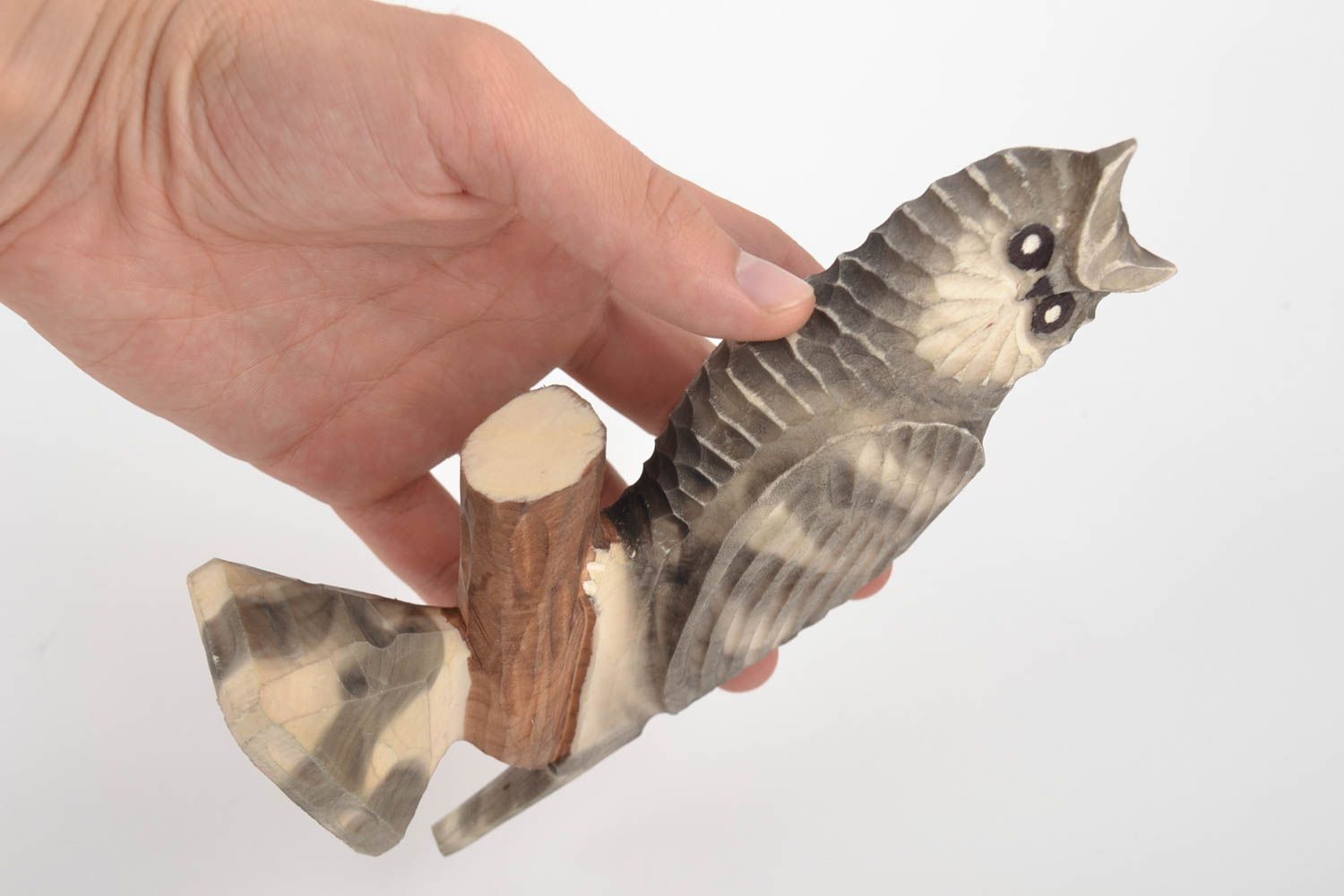 Figura de madera artesanal con forma de lechuza tallada bonita foto 2