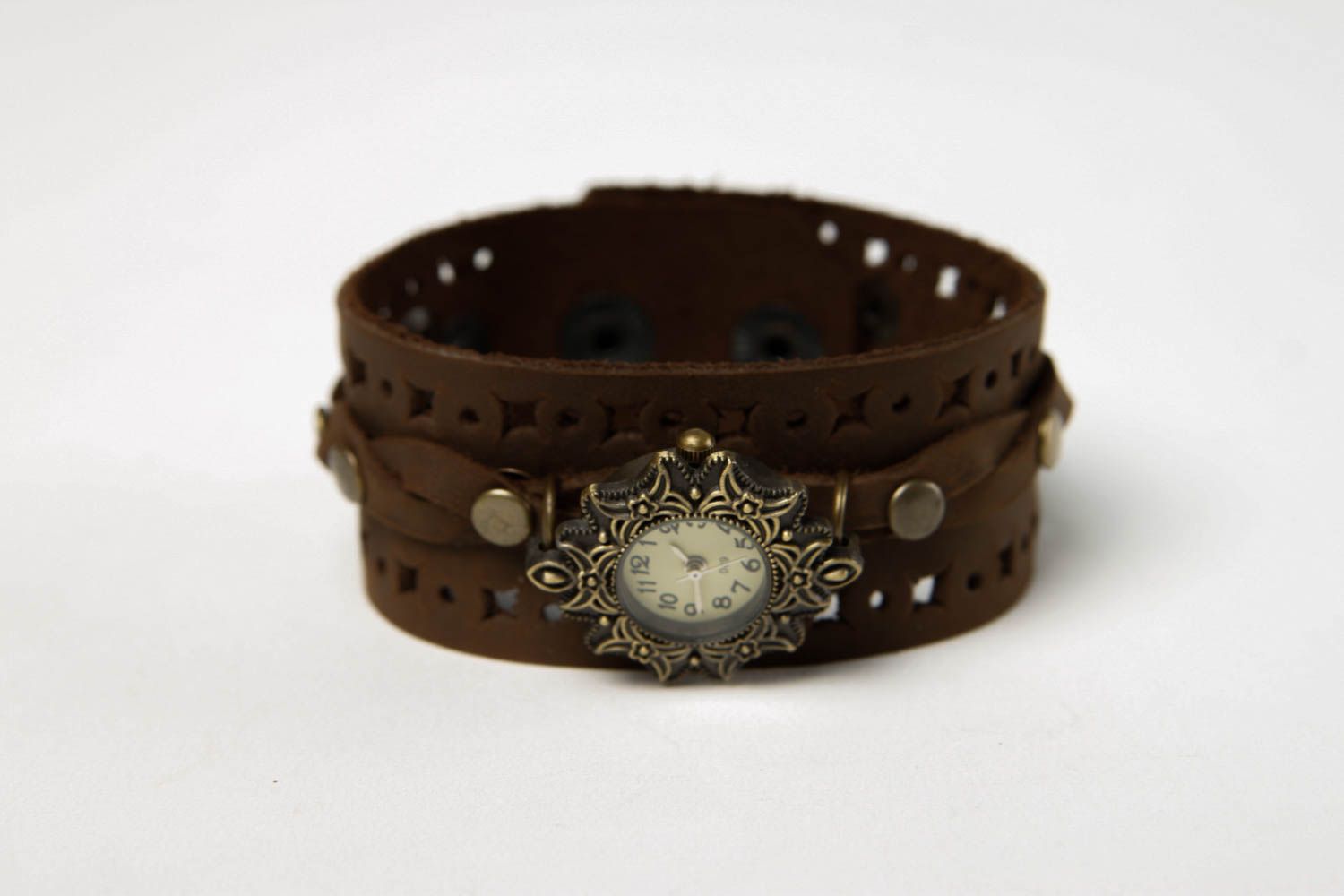 Широкий кожаный браслет ручной работы браслет на часы украшение из кожи фото 3