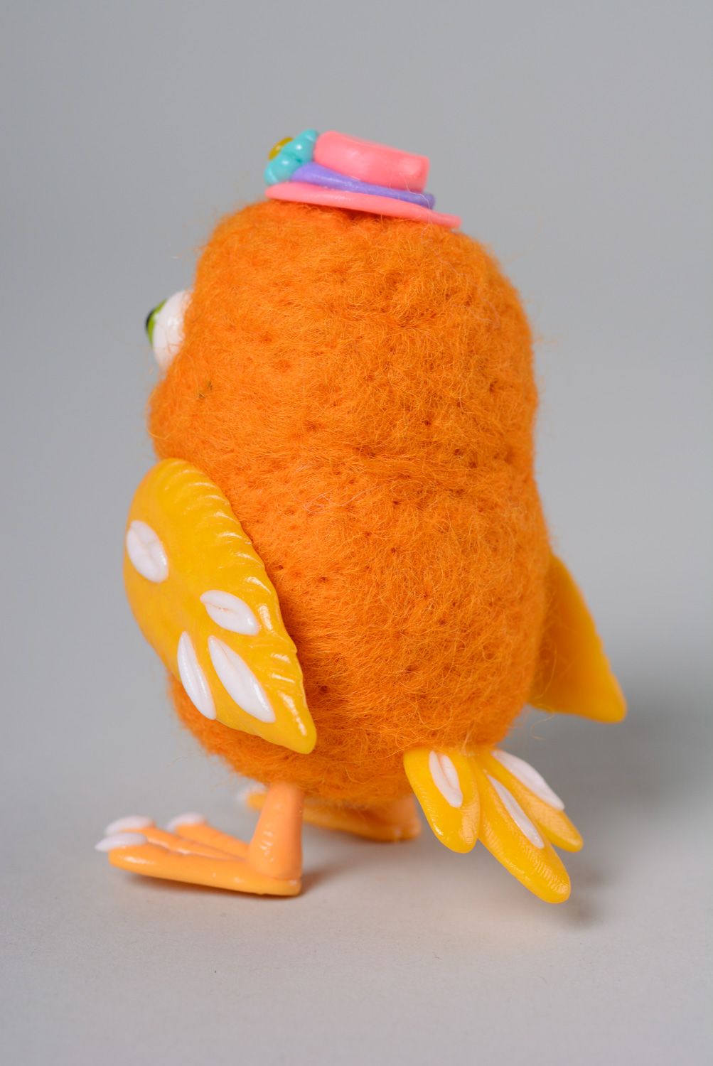 Figurine oiseau feutrée en laine orange faite main de créateur  photo 4