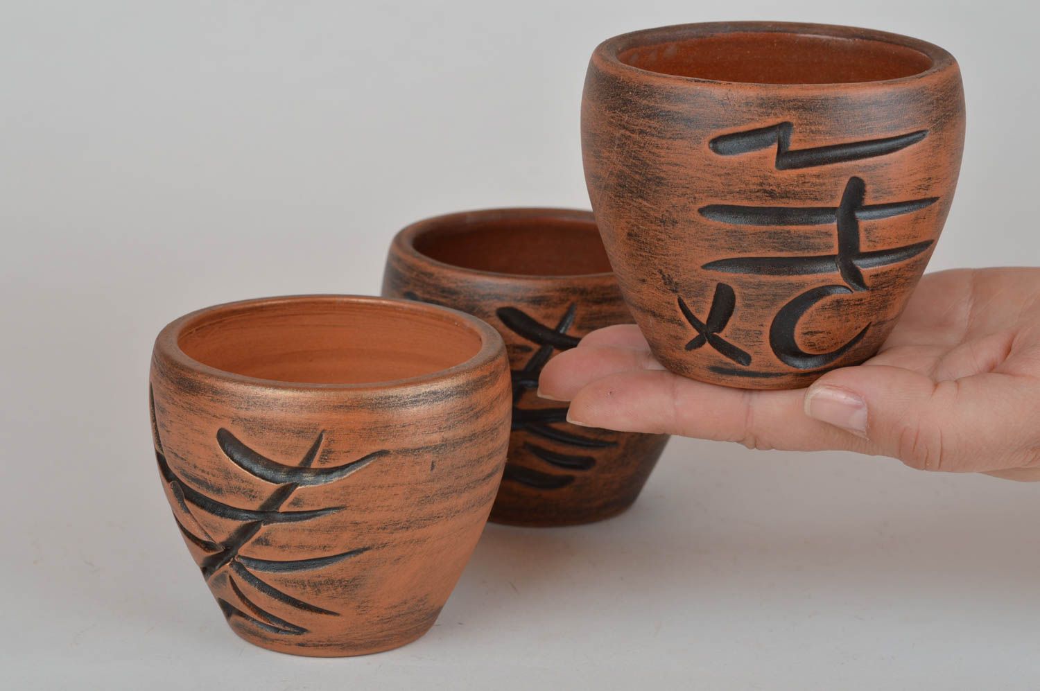 Vasos de barro hechos a mano vajilla ecológica menaje de cocina 3 artículos foto 3